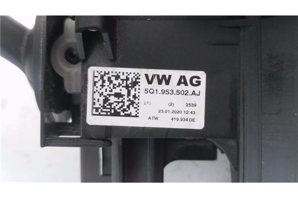 Recambio de mando intermitencia para seat ateca (khp) 1.5 style referencia OEM IAM 5Q1953521J 5Q1953502AJ 