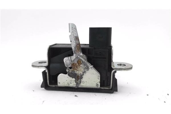 Recambio de cerradura porton para volkswagen golf v (1k1) 1.9 tdi referencia OEM IAM 1K6827505C  