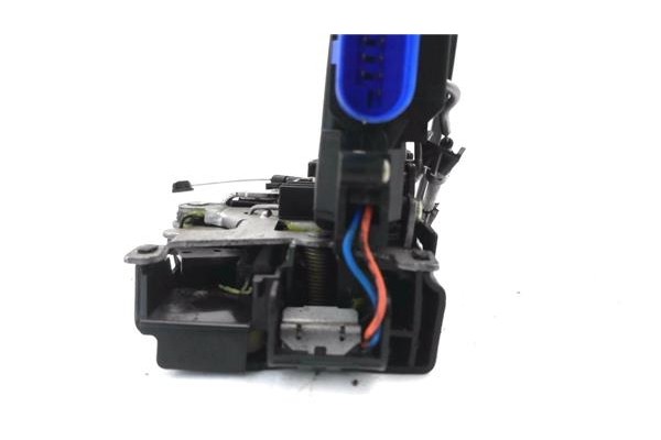 Recambio de cierre electromagnetico delantero derecho para volkswagen golf v (1k1) 1.9 tdi referencia OEM IAM 3D1837016 3D183701