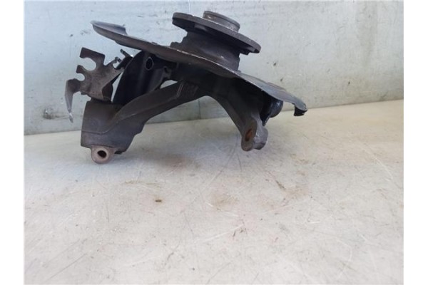 Recambio de mangueta delantero derecha para seat ateca (khp) 1.5 style referencia OEM IAM 5Q0256  