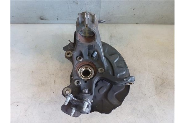Recambio de mangueta delantero derecha para seat ateca (khp) 1.5 style referencia OEM IAM 5Q0256  
