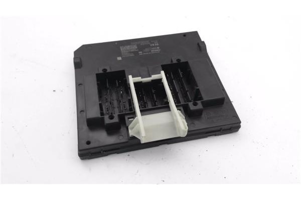 Recambio de módulo electrónico para seat ateca (khp) 1.5 style referencia OEM IAM 5Q0937084DE  