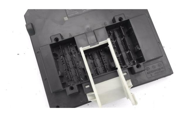 Recambio de módulo electrónico para seat ateca (khp) 1.5 style referencia OEM IAM 5Q0937084DE  