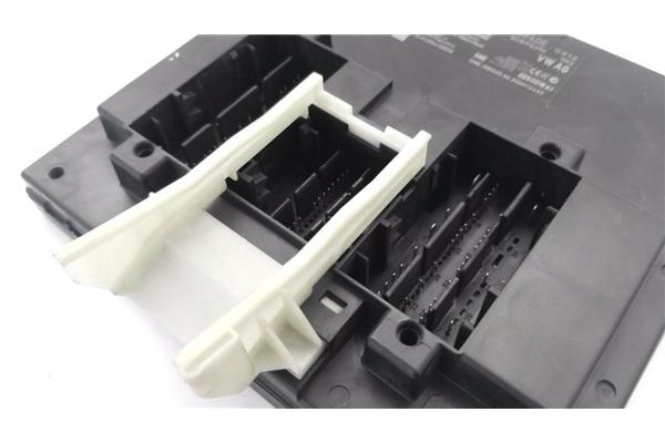 Recambio de módulo electrónico para seat ateca (khp) 1.5 style referencia OEM IAM 5Q0937084DE  