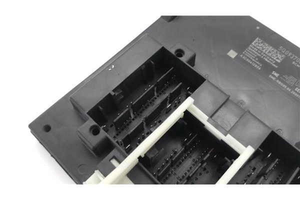 Recambio de módulo electrónico para seat ateca (khp) 1.5 style referencia OEM IAM 5Q0937084DE  
