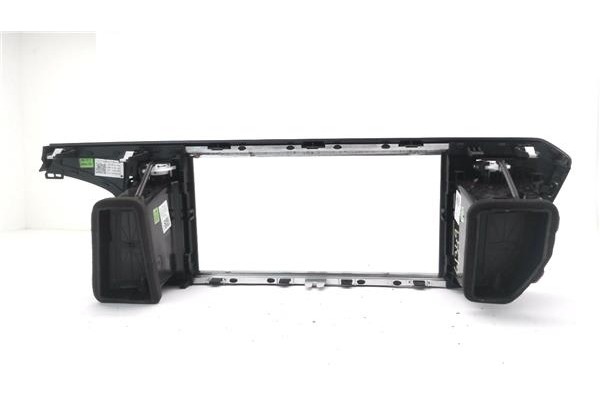 Recambio de rejilla entrada de aire para seat ateca (khp) 1.5 style referencia OEM IAM 576820951XTK 50230052 