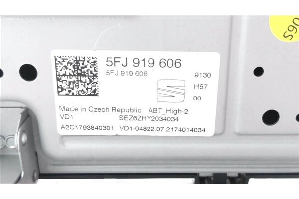 Recambio de pantalla para seat ateca (khp) 1.5 style referencia OEM IAM 5FJ919606  
