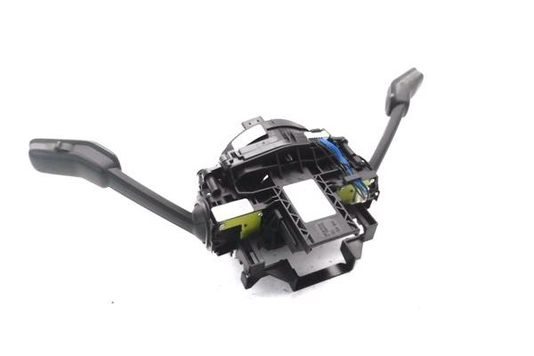 Recambio de mando intermitencia para seat ateca (khp) 1.5 style referencia OEM IAM 5Q1953507FL 1,05E+09 