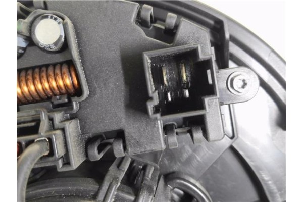 Recambio de motor calefaccion para seat ateca (khp) 1.5 style referencia OEM IAM 5WB819015 5Q0907521F 