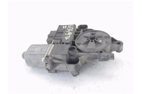 Recambio de motor elevalunas trasero izquierdo para seat ateca (khp) 1.5 style referencia OEM IAM 5Q0959408E  
