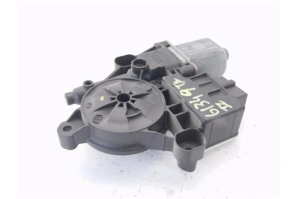 Recambio de motor elevalunas trasero izquierdo para seat ateca (khp) 1.5 style referencia OEM IAM 5Q0959408E  