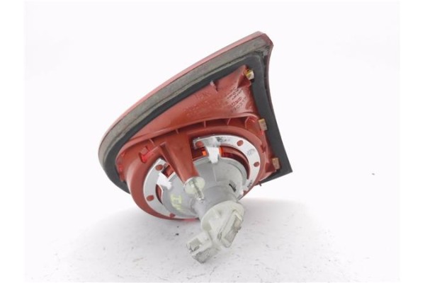 Recambio de piloto porton trasero izquierdo para volkswagen golf v (1k1) 1.9 tdi referencia OEM IAM 1K6945093G  
