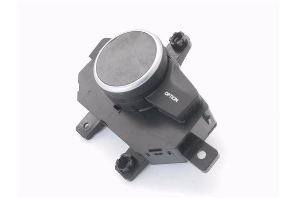 Recambio de mando multifuncion para alfa romeo giulia (952) 2.2 super referencia OEM IAM 156130404  