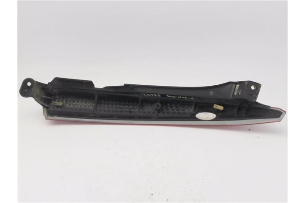 Recambio de piloto superior trasero izquierdo para volvo xc90 d5 referencia OEM IAM 30698141  