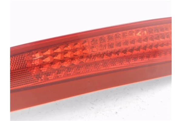 Recambio de piloto superior trasero izquierdo para volvo xc90 d5 referencia OEM IAM 30698141  