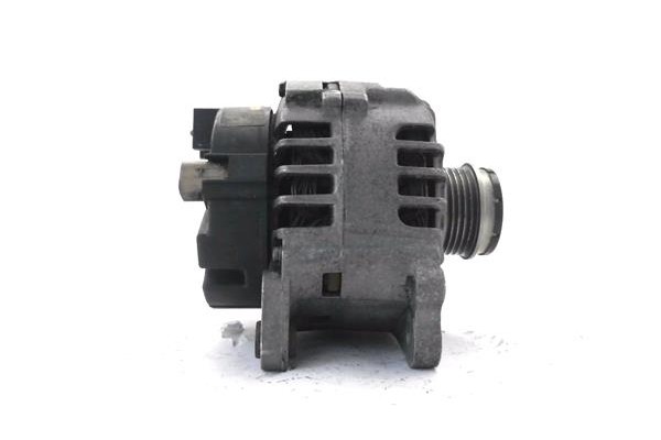 Recambio de alternador para skoda superb (3u4) 1.9 tdi referencia OEM IAM 0986041860  