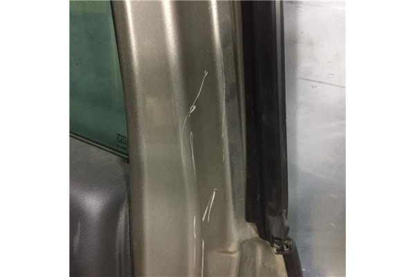 Recambio de puerta trasero izquierda para peugeot 3008 1.6 hdi referencia OEM IAM 9006Q1  