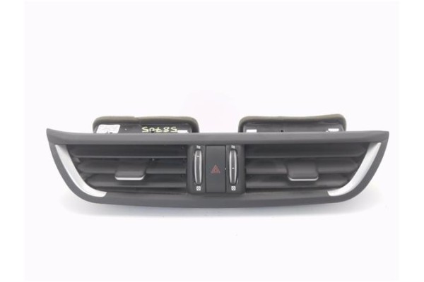 Recambio de rejilla entrada de aire para alfa romeo giulia (952) 2.2 super referencia OEM IAM 1561382370  