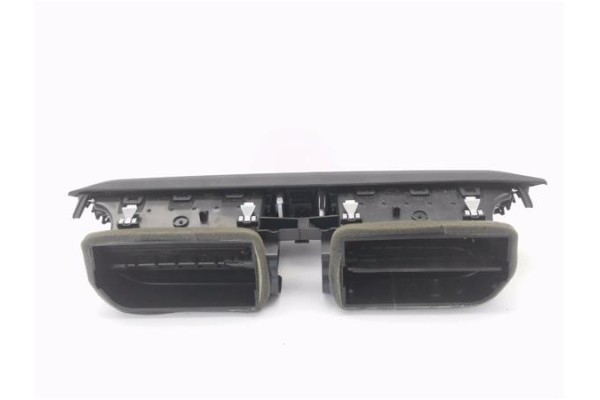 Recambio de rejilla entrada de aire para alfa romeo giulia (952) 2.2 super referencia OEM IAM 1561382370  
