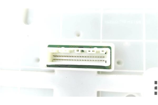 Recambio de cuadro completo para daihatsu materia (m4_) 1.3 referencia OEM IAM 769817050  