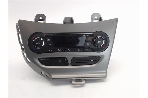 Recambio de mandos climatizador para ford focus iii referencia OEM IAM BM5T18C612CH WI2A96408 