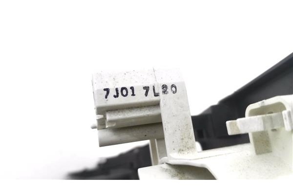 Recambio de mandos calefaccion / a.a. para daihatsu materia (m4_) 1.3 referencia OEM IAM 55422M020 7J017L20 