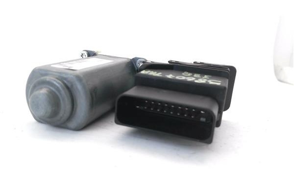 Recambio de motor elevalunas trasero izquierdo para seat altea xl (5p5) 2.0 freetrack 4x4 referencia OEM IAM 1K0959703AE  