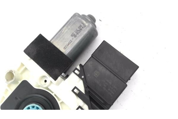 Recambio de motor elevalunas trasero izquierdo para seat altea xl (5p5) 2.0 freetrack 4x4 referencia OEM IAM 1K0959703AE  