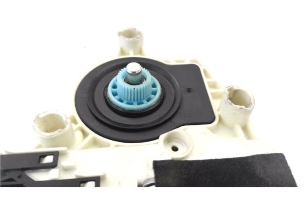 Recambio de motor elevalunas trasero izquierdo para seat altea xl (5p5) 2.0 freetrack 4x4 referencia OEM IAM 1K0959703AE  