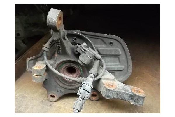 Recambio de mangueta delantero izquierda para opel combo furgón/ranchera familiar 1.7 cdti 16v referencia OEM IAM   