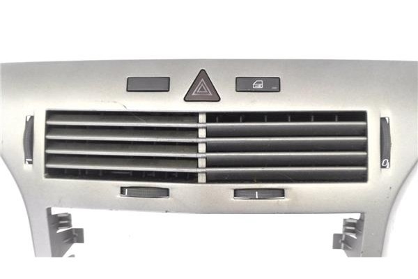 Recambio de embellecedor consola central para opel astra h gtc 1.4 referencia OEM IAM 24465731 330188061 