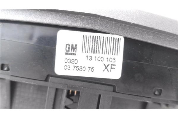 Recambio de embellecedor consola central para opel astra h gtc 1.4 referencia OEM IAM 24465731 330188061 