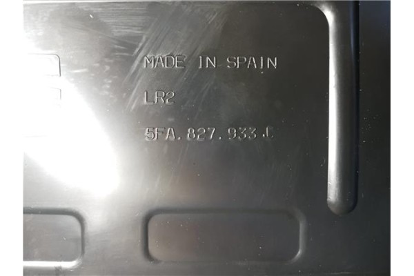 Recambio de aleron trasero para seat leon (kl1) referencia OEM IAM 5FA827933C  