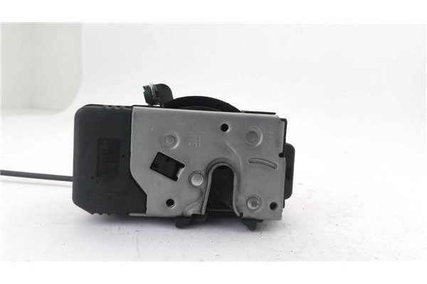 Recambio de cierre electromagnetico delantero derecho para opel corsa c 1.4 referencia OEM IAM 24434885  
