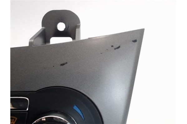Recambio de mandos climatizador para ford focus iii referencia OEM IAM BM5T18C612CH WI2A96408 