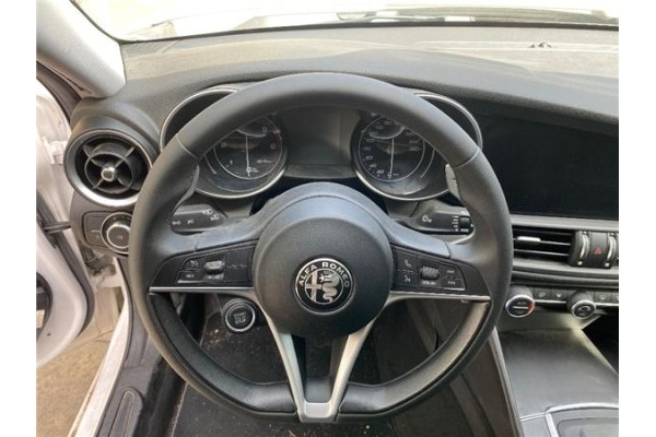 Recambio de volante para alfa romeo giulia (952) 2.2 super referencia OEM IAM 6000628867  