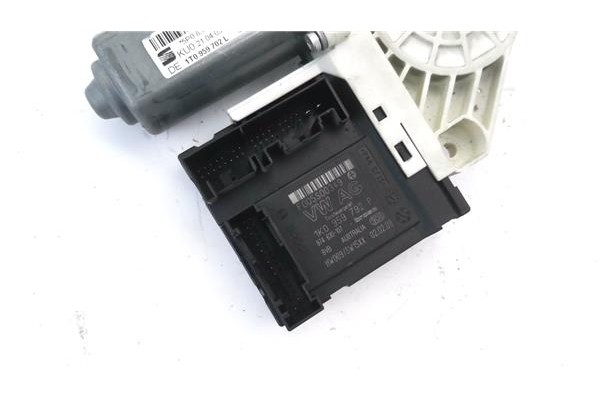 Recambio de motor elevalunas delantero derecho para seat altea xl (5p5) 2.0 freetrack 4x4 referencia OEM IAM 5P0837402N 1K095979