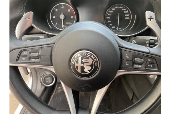 Recambio de volante para alfa romeo giulia (952) 2.2 super referencia OEM IAM 6000628867  