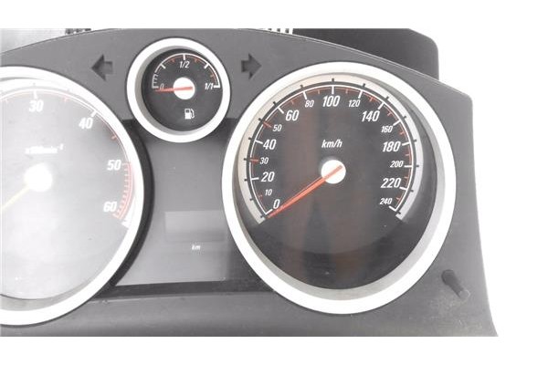 Recambio de cuadro completo para opel astra h berlina 1.7 cdti referencia OEM IAM 3024902 13230594 