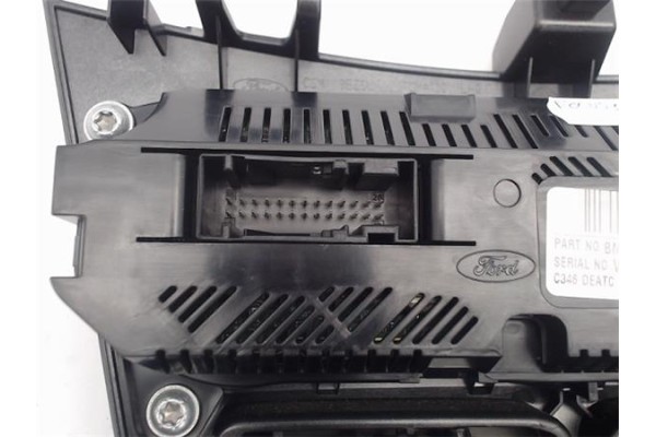 Recambio de mandos climatizador para ford focus iii referencia OEM IAM BM5T18C612CH WI2A96408 