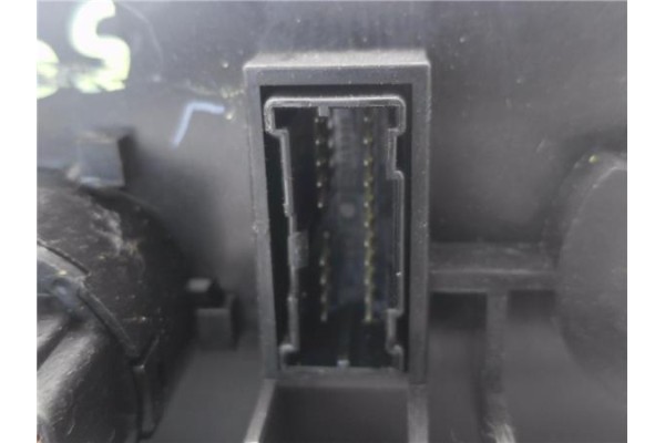 Recambio de mandos calefaccion / a.a. para hyundai i20 (pb) 1.2 referencia OEM IAM 972501JXXX  