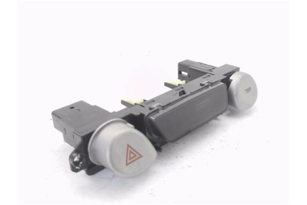 Recambio de interruptor luces emergencia para hyundai i20 (pb) 1.2 referencia OEM IAM 937701J100  