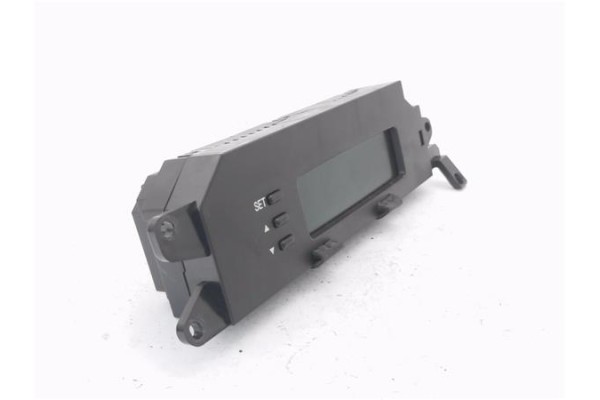 Recambio de pantalla para hyundai i20 (pb) 1.2 referencia OEM IAM 941011J000  