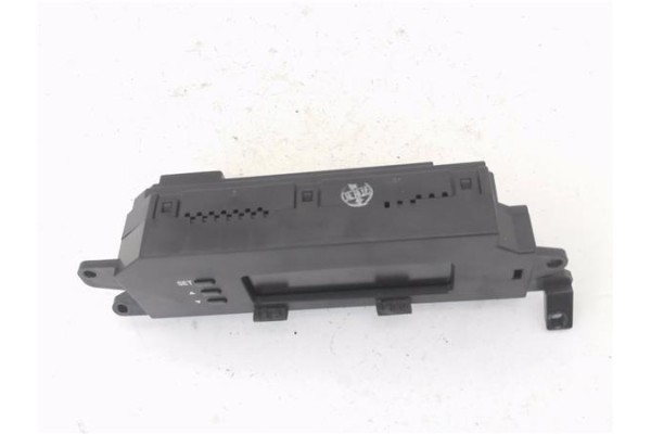 Recambio de pantalla para hyundai i20 (pb) 1.2 referencia OEM IAM 941011J000  