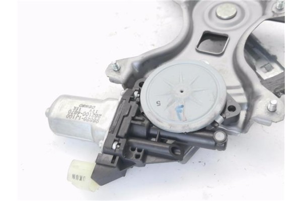 Recambio de mecanismo elevalunas delantero derecho para hyundai i20 (pb) 1.2 referencia OEM IAM 988201J100 2,62E+09 