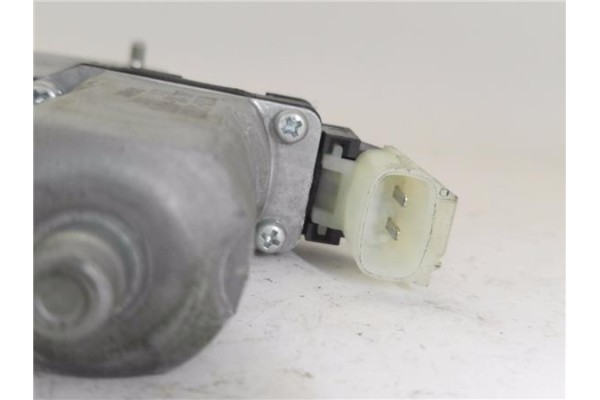 Recambio de mecanismo elevalunas delantero derecho para hyundai i20 (pb) 1.2 referencia OEM IAM 988201J100 2,62E+09 