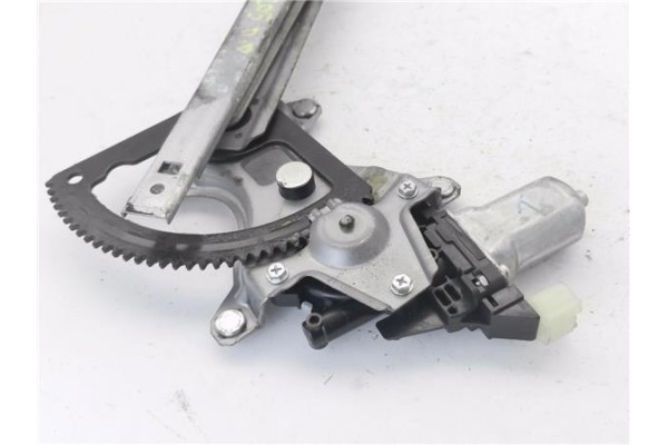 Recambio de mecanismo elevalunas delantero derecho para hyundai i20 (pb) 1.2 referencia OEM IAM 988201J100 2,62E+09 