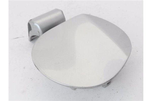Recambio de tapa exterior combustible para hyundai i20 (pb) 1.2 referencia OEM IAM 695101J000  