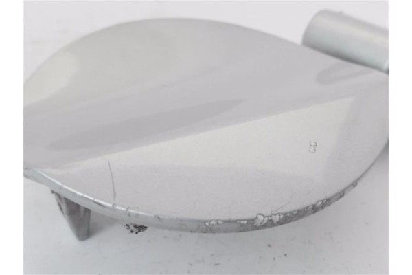 Recambio de tapa exterior combustible para hyundai i20 (pb) 1.2 referencia OEM IAM 695101J000  