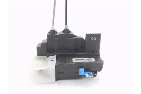 Recambio de cierre electromagnetico delantero derecho para hyundai i20 (pb) 1.2 referencia OEM IAM 813201J020  